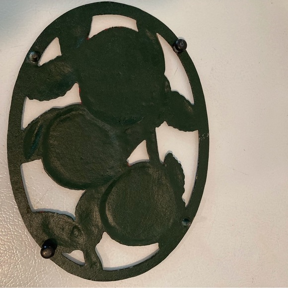 Unbranded Fall Apple Cast Iron Trivet Or Wall Hanging Vintage Apple Design - Picture 6 of 12